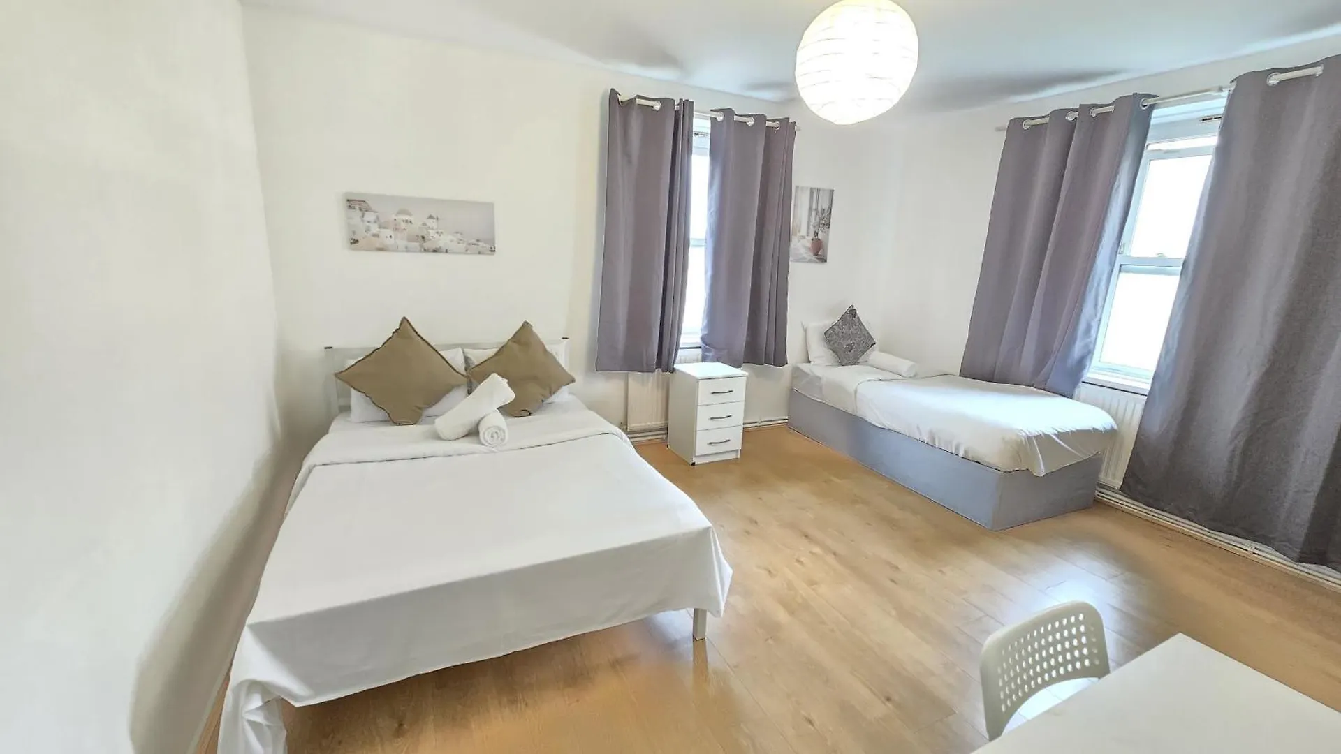Rooms Near Liverpool Street London